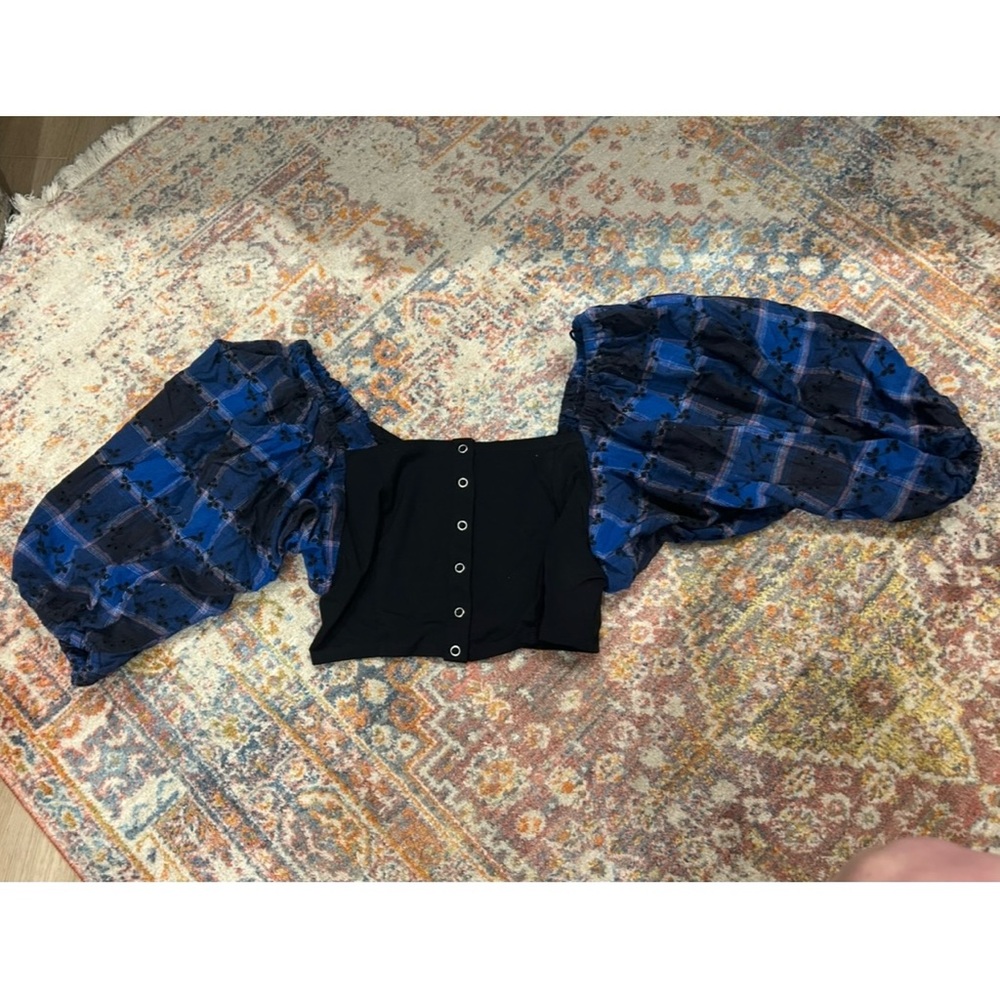 Plaid Puff Sleeve Top